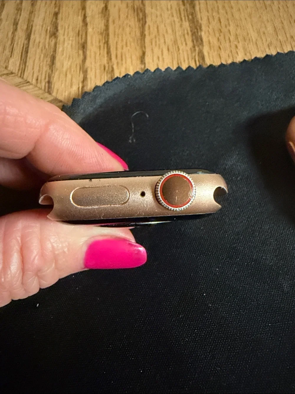 Apple series 5 40mm plus cellular in rose gold